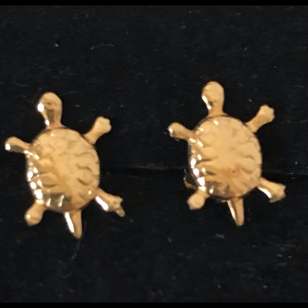 14K GOLD MINI TURTLE ANIMAL STUD EARRINGS